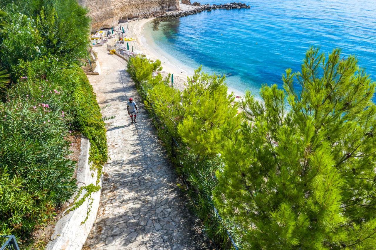 Villaggio Baia Del Monaco Manfredonia Exteriér fotografie